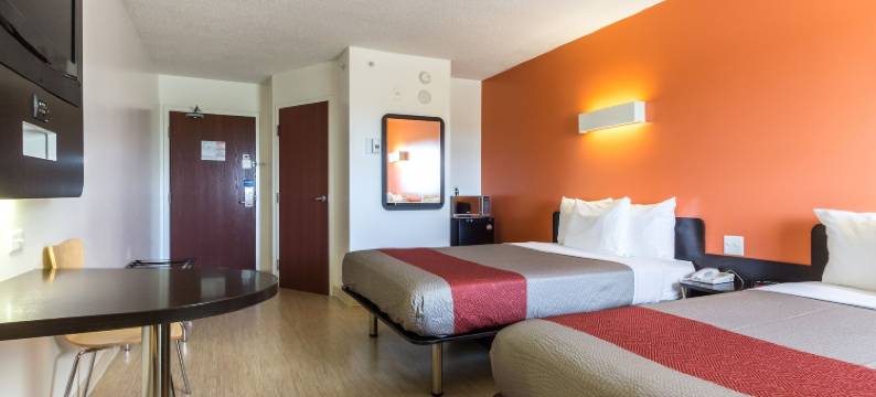 安大略金斯顿6号汽车旅馆(Motel 6 Kingston, on)图片