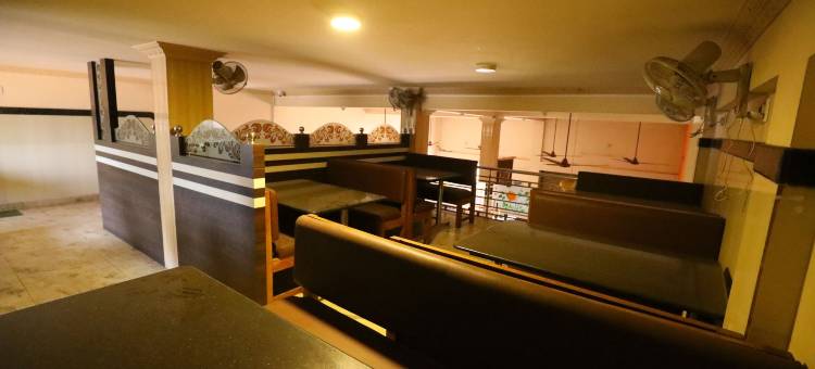 高里卡住宅旅馆及寄宿酒店(Gaurika Residency Boarding & Lodging - Padubidri)图片