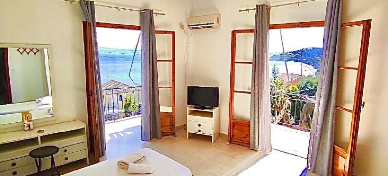 阿克罗基亚里公寓酒店(Akrogiali Apartments)图片