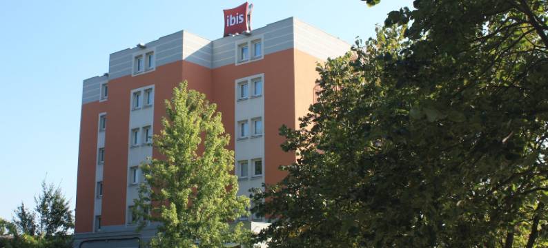 宜必思里昂罗纳河畔沙斯酒店(Ibis Lyon Sud Chasse-Sur-Rhône)图片