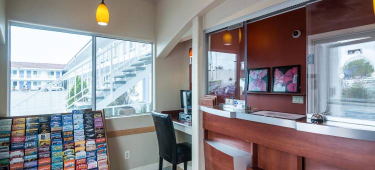 诺沃尔克6号汽车旅馆(Motel 6 Norwalk, CA)图片