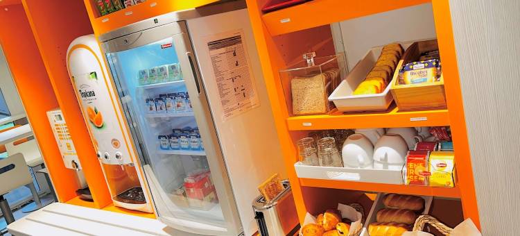 圣康坦-伊夫林-艾蓝古普瑞米尔经典酒店(Premiere Classe Saint Quentin EN Yvelines - Elancourt)图片