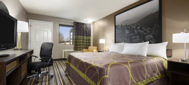 维斯维尔速8酒店(Super 8 by Wyndham Wytheville)图片