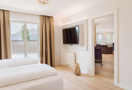 IMLAUER Hotel Schloss PichlarnHotel Overview