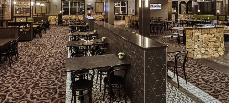 金雁酒店(Lakeside Hotel Casino)图片