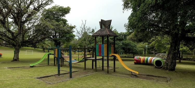 不拉士打宜锡纳朋山酒店(Sinabung Hills Berastagi)图片