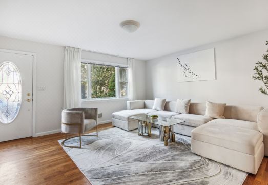 Luxury NY Home with Free Parking Hotel Overview