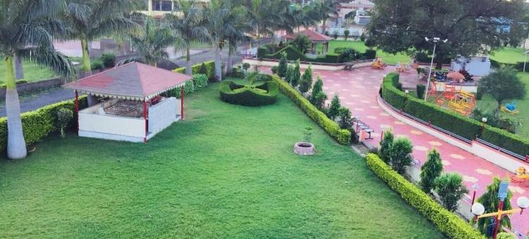 库贝尔瓦提卡酒店 由 GRB 经营(Hotel Kuber Vatika By GRB)图片