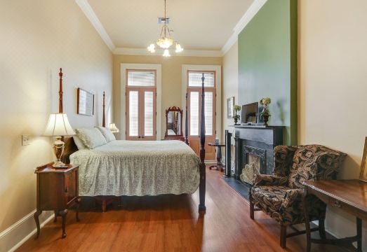 Grenoble House Hotel Overview