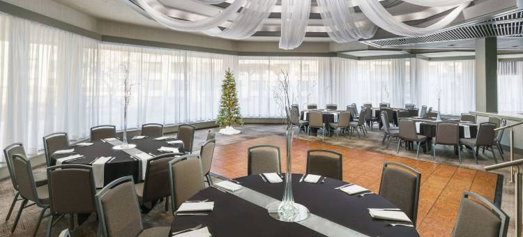 科罗拉多斯普林斯世界舞台逸林酒店(DoubleTree by Hilton Colorado Springs)图片