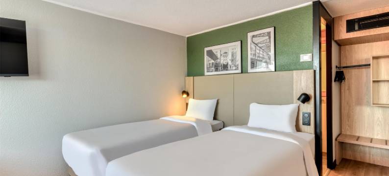 康铂尼蓬图瓦兹酒店(Hotel Campanile Nature - Cergy Pontoise)图片