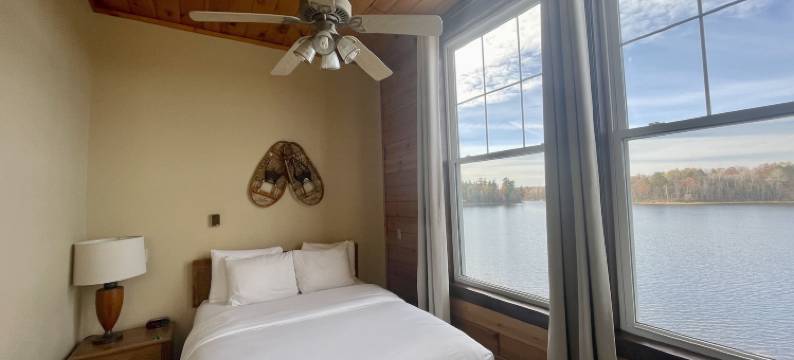 挂角湖滨度假村(Hanging Horn Lakeside Resort)图片