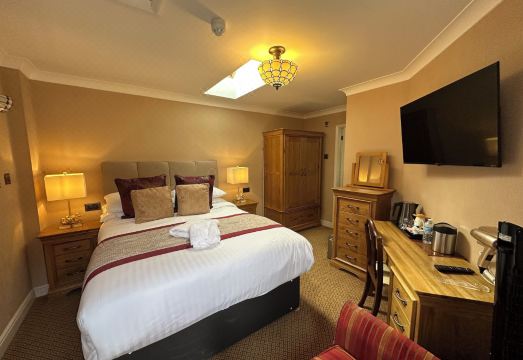 Chester House Guest House Hotel Overview