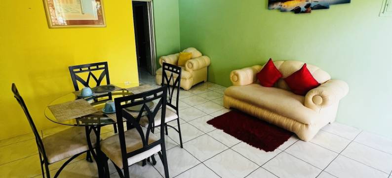 春季棕榈庄园(Spring Palm Estate)图片