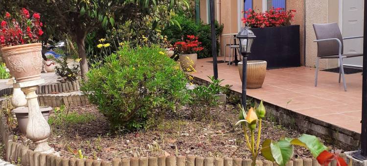 酒店餐厅Le Clos Des Capitelles(Logis Hôtel Restaurant le Clos des Capitelles)图片