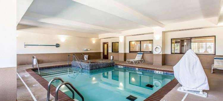 盖蒙品质酒店(Quality Inn & Suites)图片