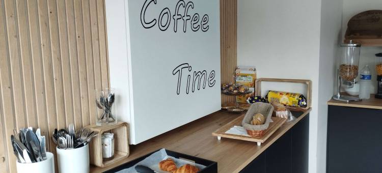 干贡艾里维布莉特酒店(Brit Hotel l'Arrivée Guingamp)图片