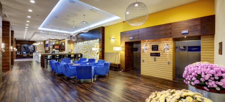 伏尔加格勒工会希尔顿欢朋酒店(Hampton by Hilton Volgograd Profsoyuznaya Hotel)图片