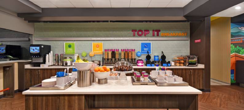 伯灵顿希尔顿Tru酒店(Tru by Hilton Burlington)图片