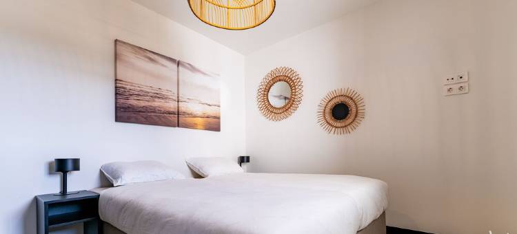Modern 8-Person Apartment, Large Balcony and a Central Pool, Hills of Mijas.图片