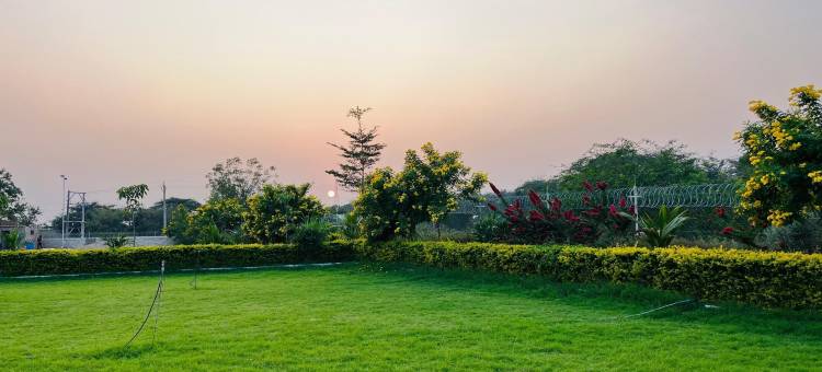 河畔度假村(River Resort)图片