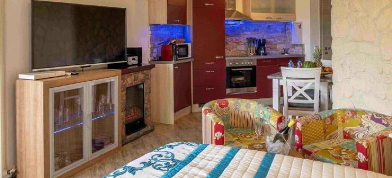 Exclusive holiday apartment with volcano views图片