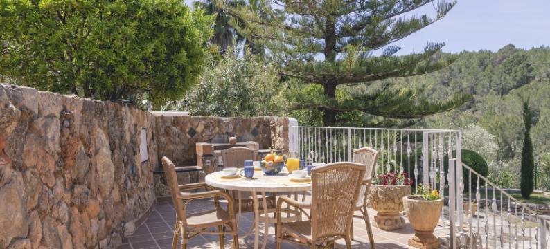 Mansion in Ibiza with Pool near Sandy Beach图片