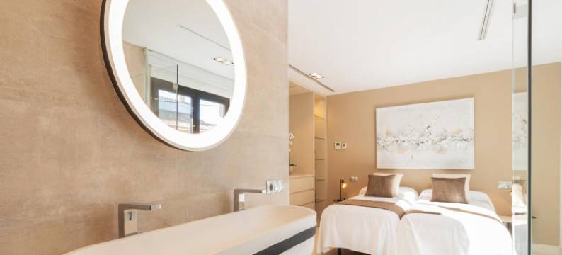 Villa in Búger with Rooftop Pool & Scenic Views图片