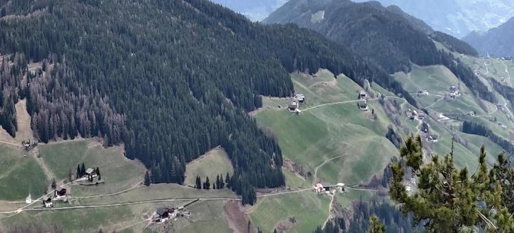 Farmhouse in Funes Valley with Dolomite Views图片