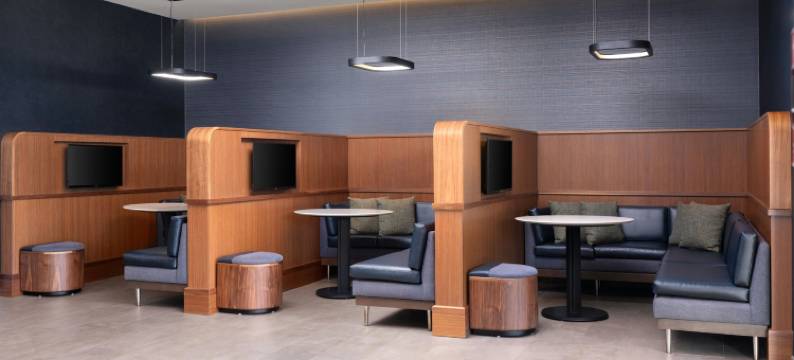 万怡湖城酒店(Courtyard Lake City)图片