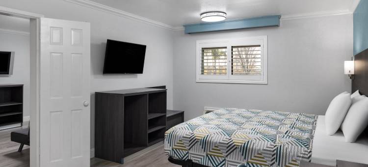 Travelodge by Wyndham Lemoore Near Naval Air Station图片