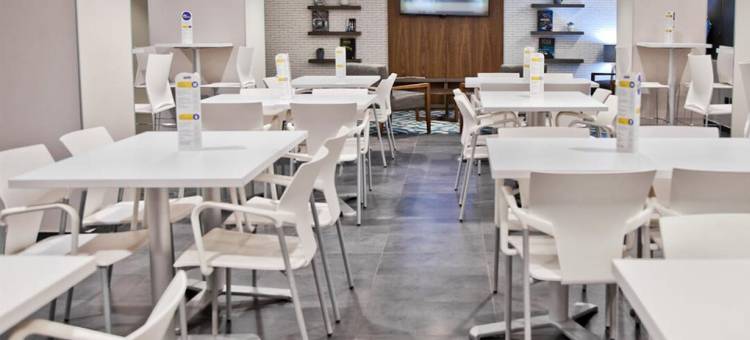 蒙特雷林达维斯塔城市快捷酒店(City Express by Marriott Monterrey Lindavista)图片