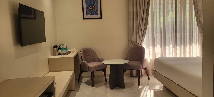 占西酒店(Jhansi Hotel)图片