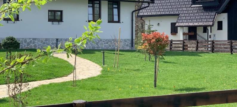 普利特维采瀑布小屋(Plitvice Falls Cottage)图片