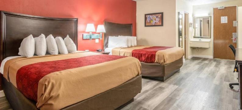 Perry Inn & Suites National Fairground I 75图片