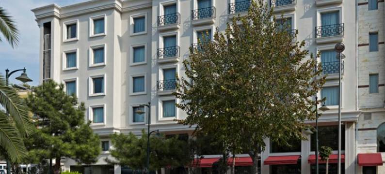 伊斯坦布尔大巴扎华美达酒店(Ramada by Wyndham Istanbul Grand Bazaar)图片