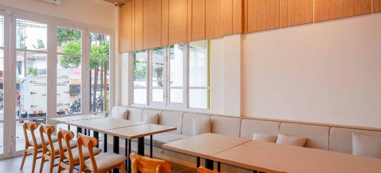 红多兹酒店-近普禾加多穆罕默迪亚大学(RedDoorz Near Universitas Muhammadiyah Purwokerto)图片