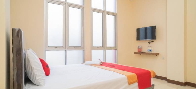 红多兹酒店-近唐格朗车站(RedDoorz Near Stasiun Tangerang)图片