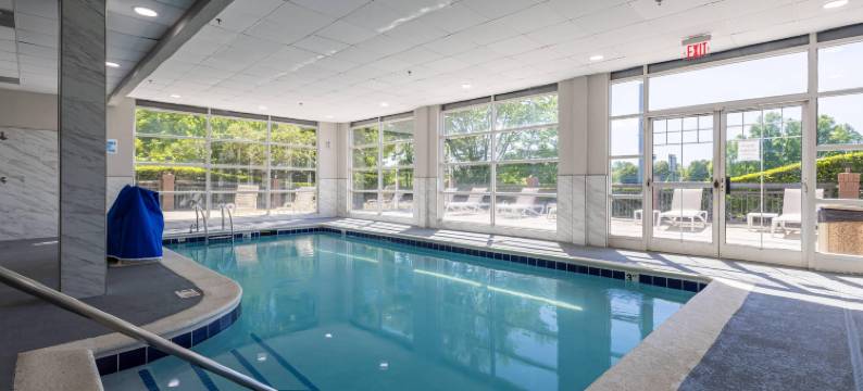 亨特斯维尔诺曼湖丽怡酒店(Country Inn & Suites by Radisson, Lake Norman Huntersville, NC)图片