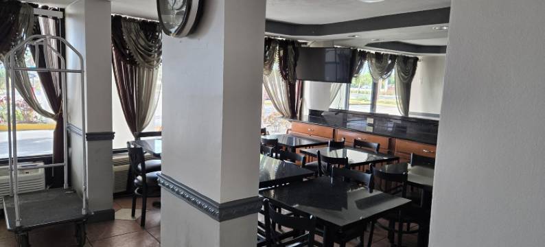 迈尔斯堡速8酒店(Super 8 by Wyndham Fort Myers)图片