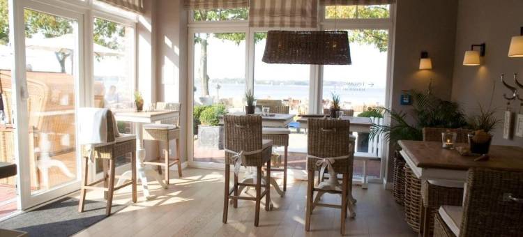 海肯多夫波罗的海海滨桑拿酒店(Belvilla)(Heikendorf Ostseebad Strandhotel mit Sauna by Belvilla)图片