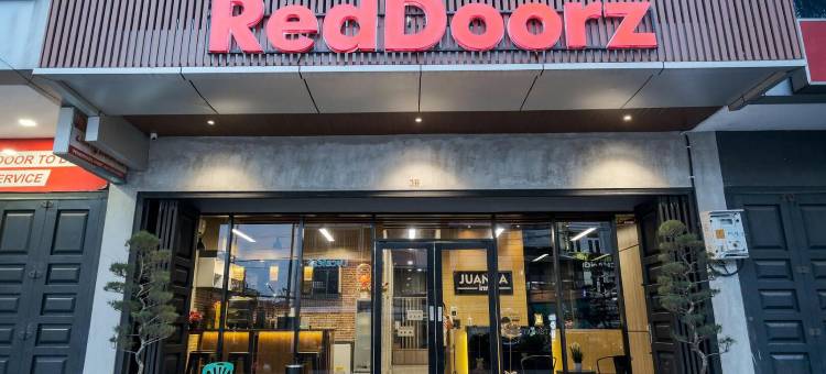 红多兹普拉斯酒店-棉兰朱安达街(RedDoorz Plus @ Jalan Juanda Medan)图片