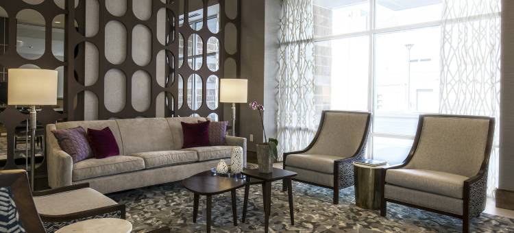 埃文斯维尔希尔顿逸林酒店(DoubleTree by Hilton Evansville)图片