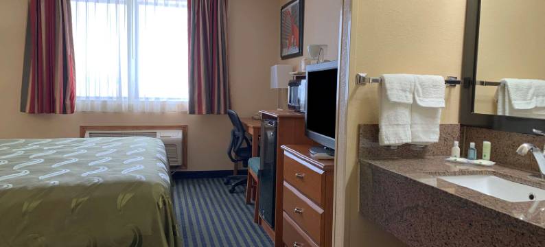 凯艺酒店-近渥太华饿岩州立公园(Quality Inn Ottawa Near Starved Rock State Park)图片