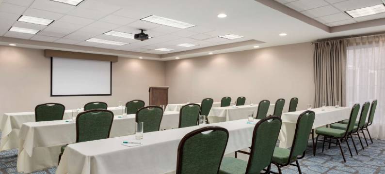 希尔顿法戈Homewood酒店(Homewood Suites by Hilton Fargo)图片