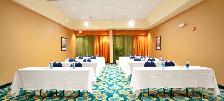 Holiday Inn Express & Suites VA沙滩海滨(Holiday Inn Express & Suites VA Beach Oceanfront)图片
