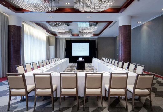 Royalton Park AvenueHotel Overview