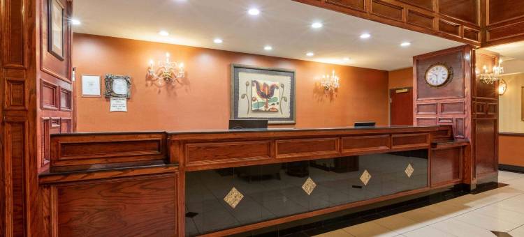 道奇城拉昆塔温德姆套房酒店(La Quinta Inn & Suites by Wyndham Dodge City)图片