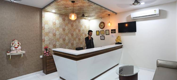 OYO 9304 斯瓦西蒂卡酒店(Super Capital O Swastika)图片