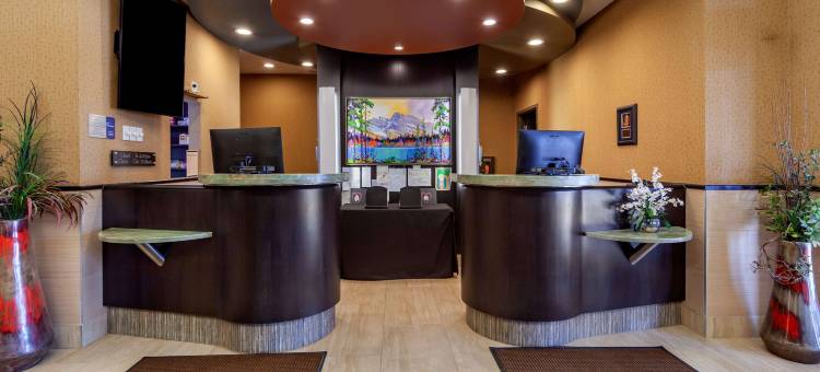 德莱顿谷贝斯特韦斯特优质行政酒店(Best Western Plus Drayton Valley All Suites)图片